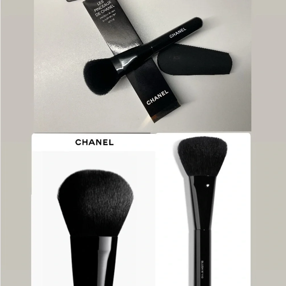 COPY - Chanel Black Makeup Brush